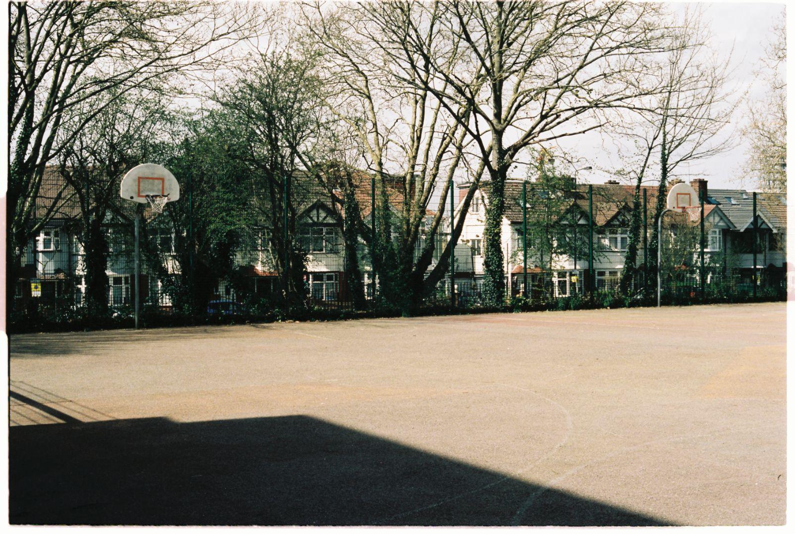Bisterne Avenue
