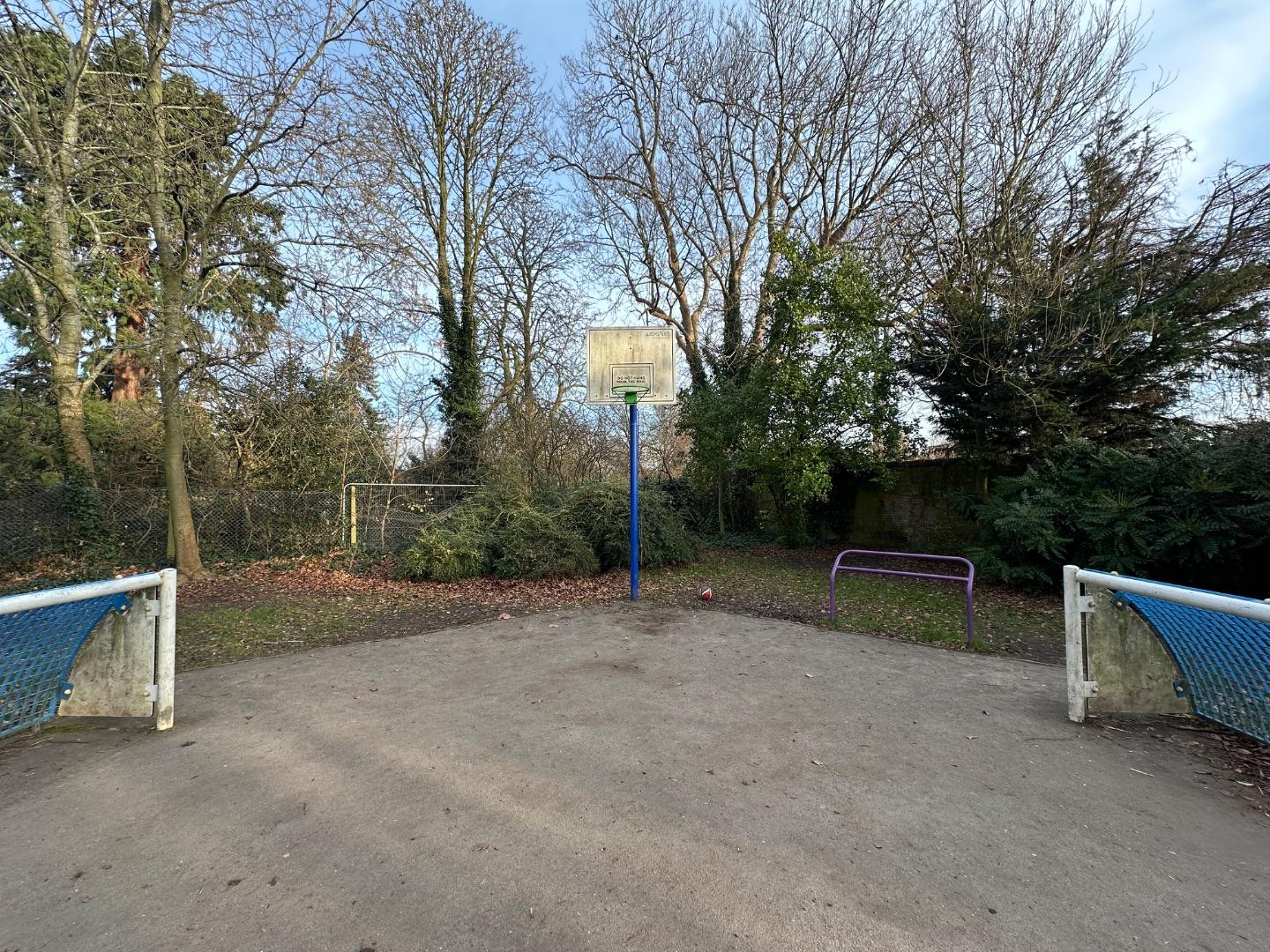 Gunnersbury Park