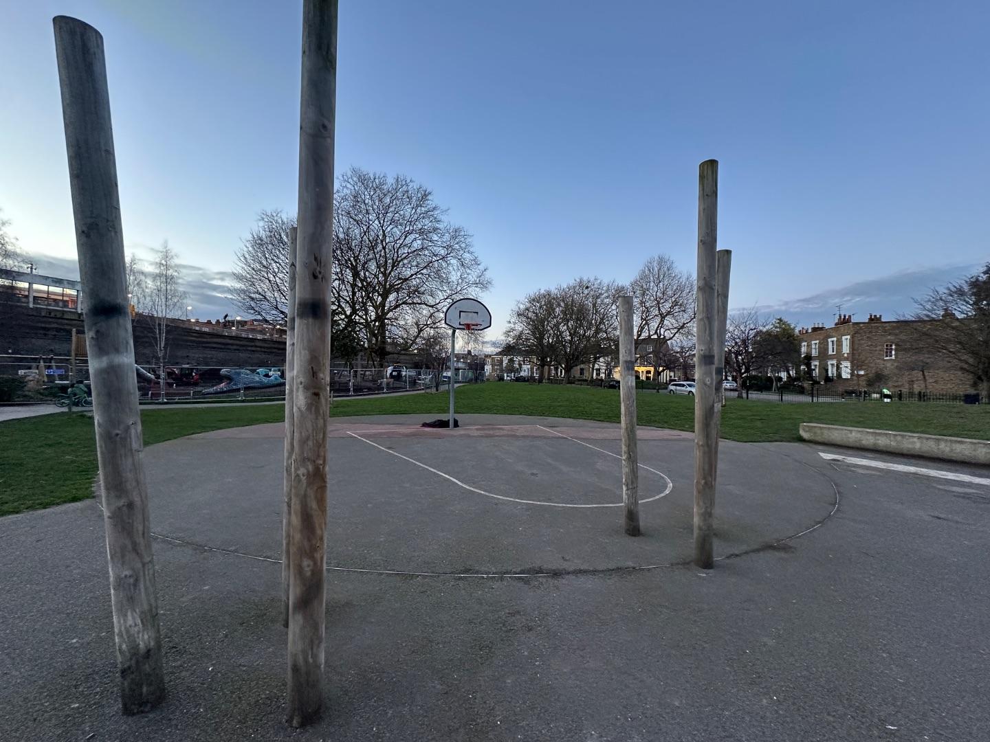Stonebridge Gardens