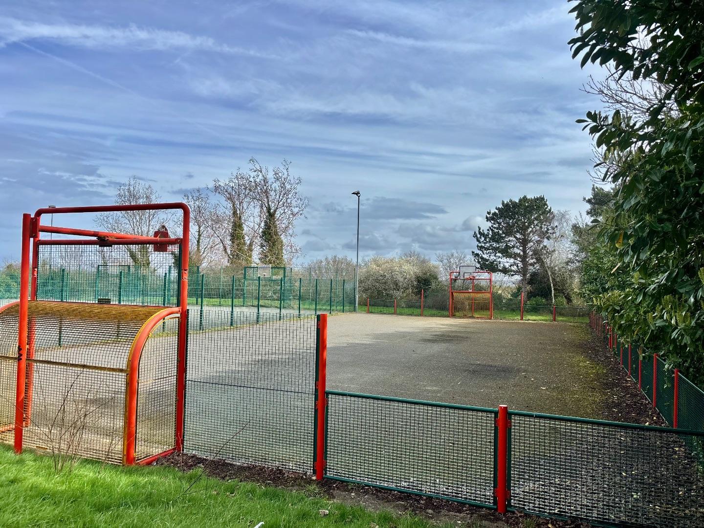 Downs Barn Pavilion Court